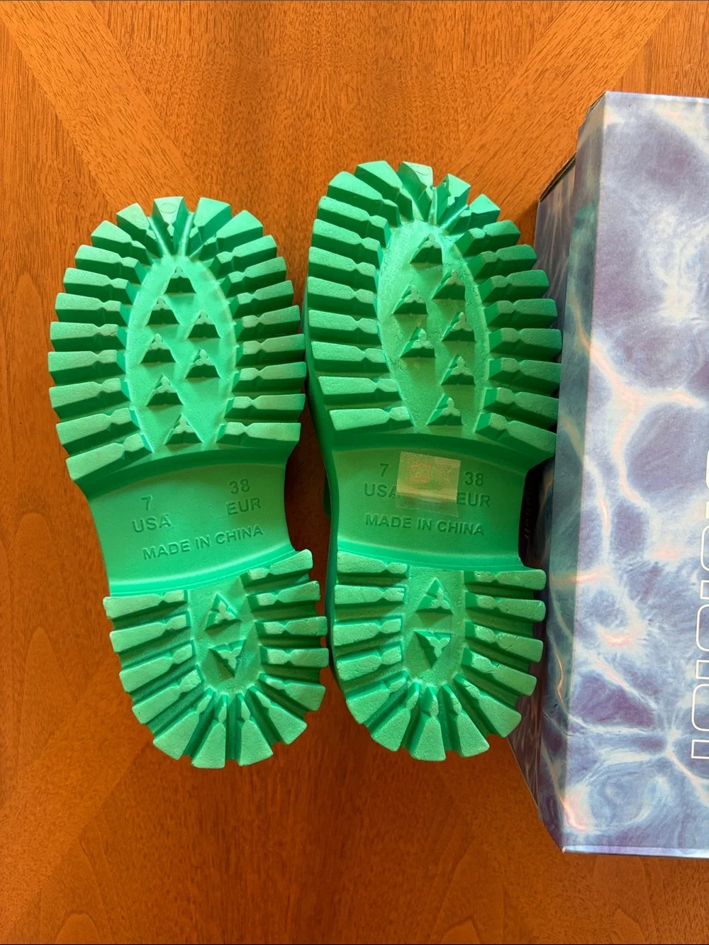 Jeffrey Campbell bold green